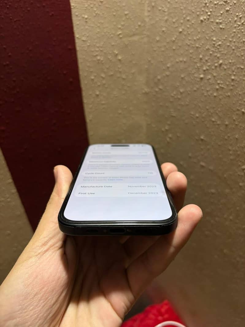Apple iPhone 15 3