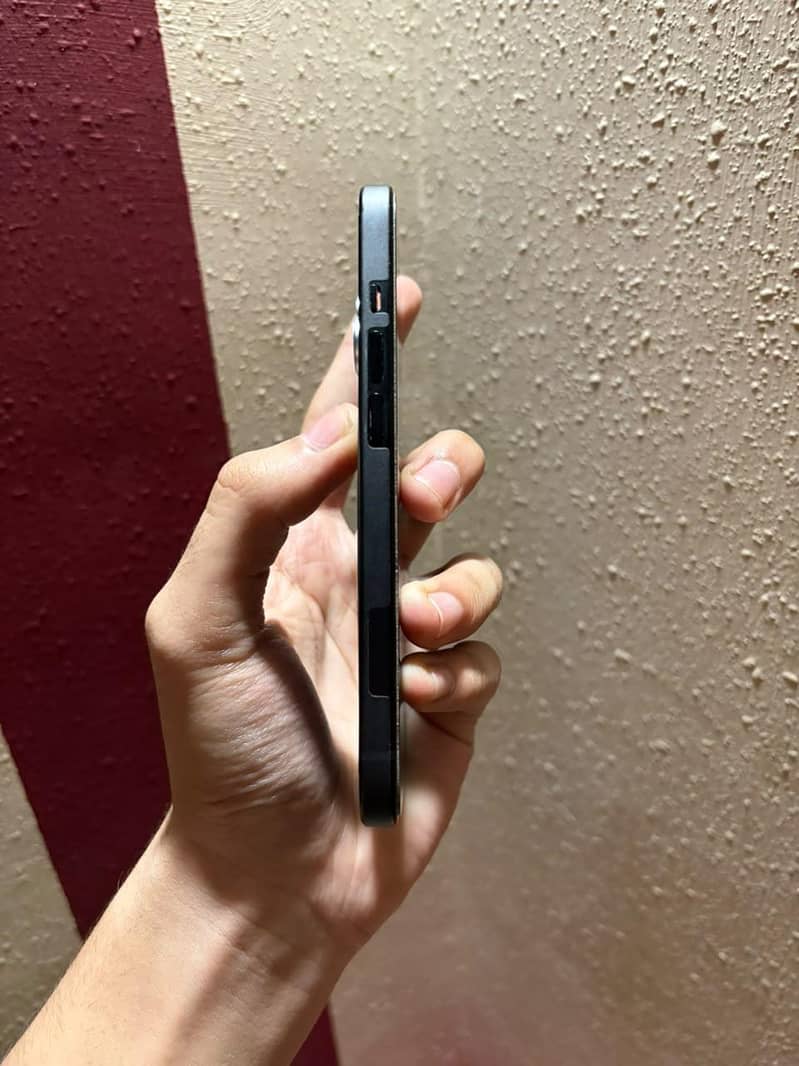 Apple iPhone 15 6