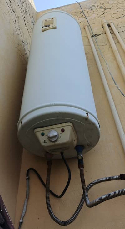 Slightly used Nasgas Gyser for sale