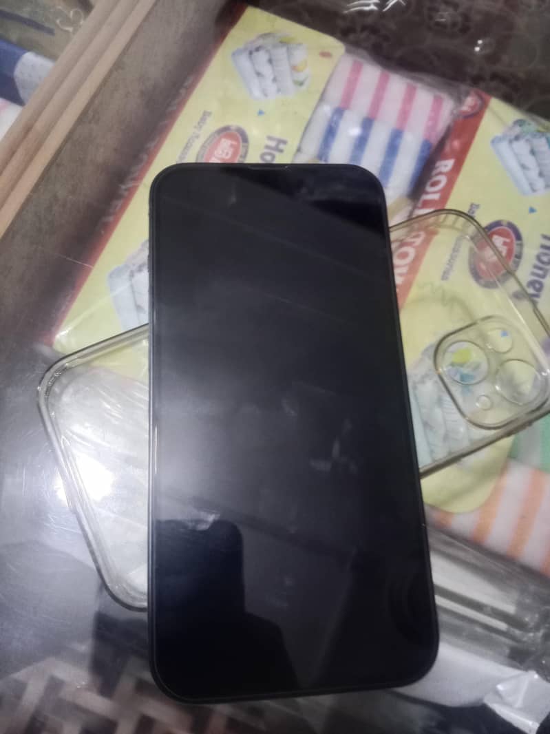 Apple iPhone 13 1