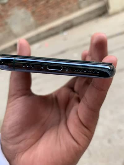 Apple iPhone 11 Pro 64 gb with Box original only WhatsApp 03299792747