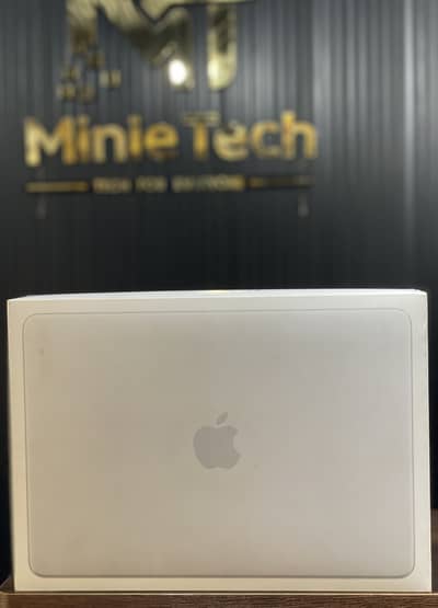 MacBook Neo 8/256