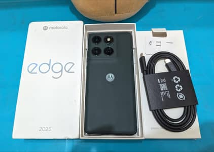 Motorola Edge 2025 - 8+8/256 - 120hz pOLED - Open Box - Non PTA
