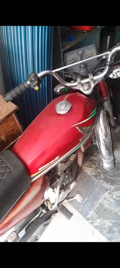 Honda CG 125 2013 Total Janiun