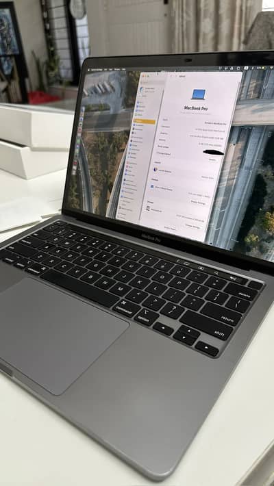 Apple MacBook Pro 13” (2020) | Intel Core i5 | 8GB RAM | Retina Displ