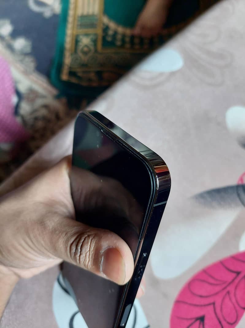 Apple iPhone 13 Pro 5