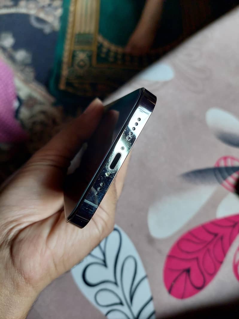 Apple iPhone 13 Pro 7