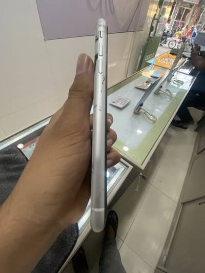Apple iPhone XR