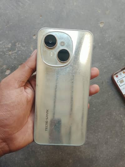 Tecno Spark Go 1