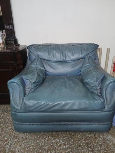 Used 2-Seater Sofa for Sale – Rs. 10,000