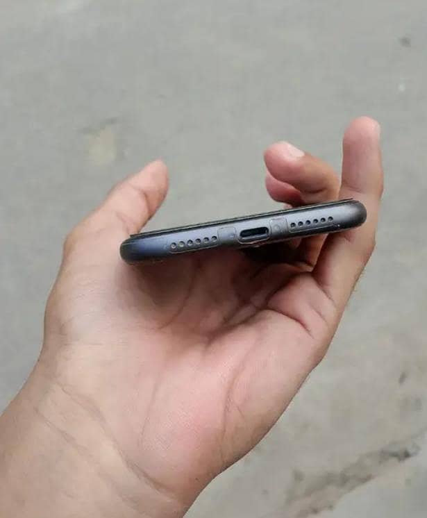 Apple iPhone 11 2