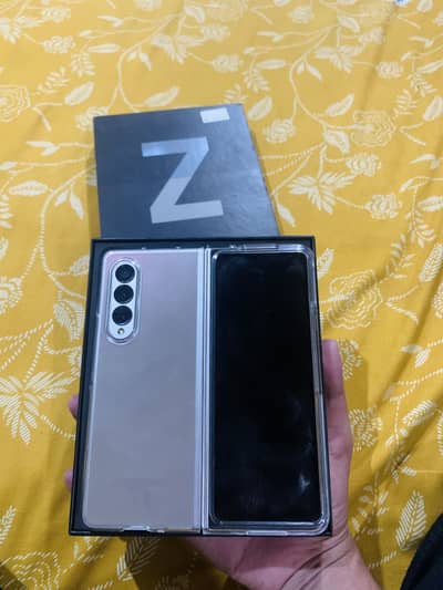 Samsung Mobile Z Fold 3 complete box