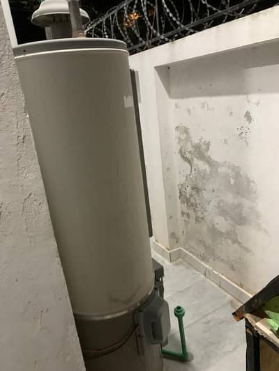 100% condition 10/10 Nasgas geaser for sale