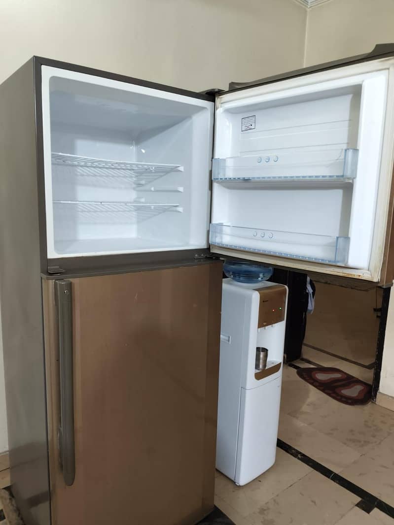 Large Size Fridge 1