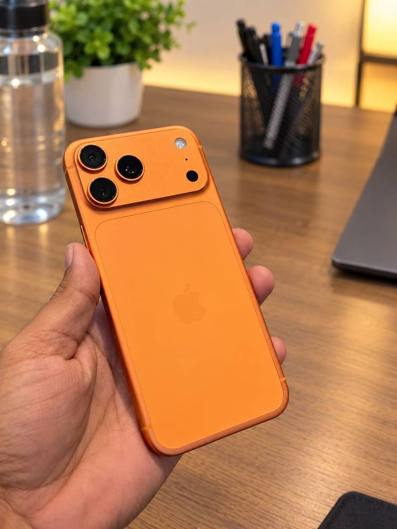 Apple iPhone 17 Pro Max 0