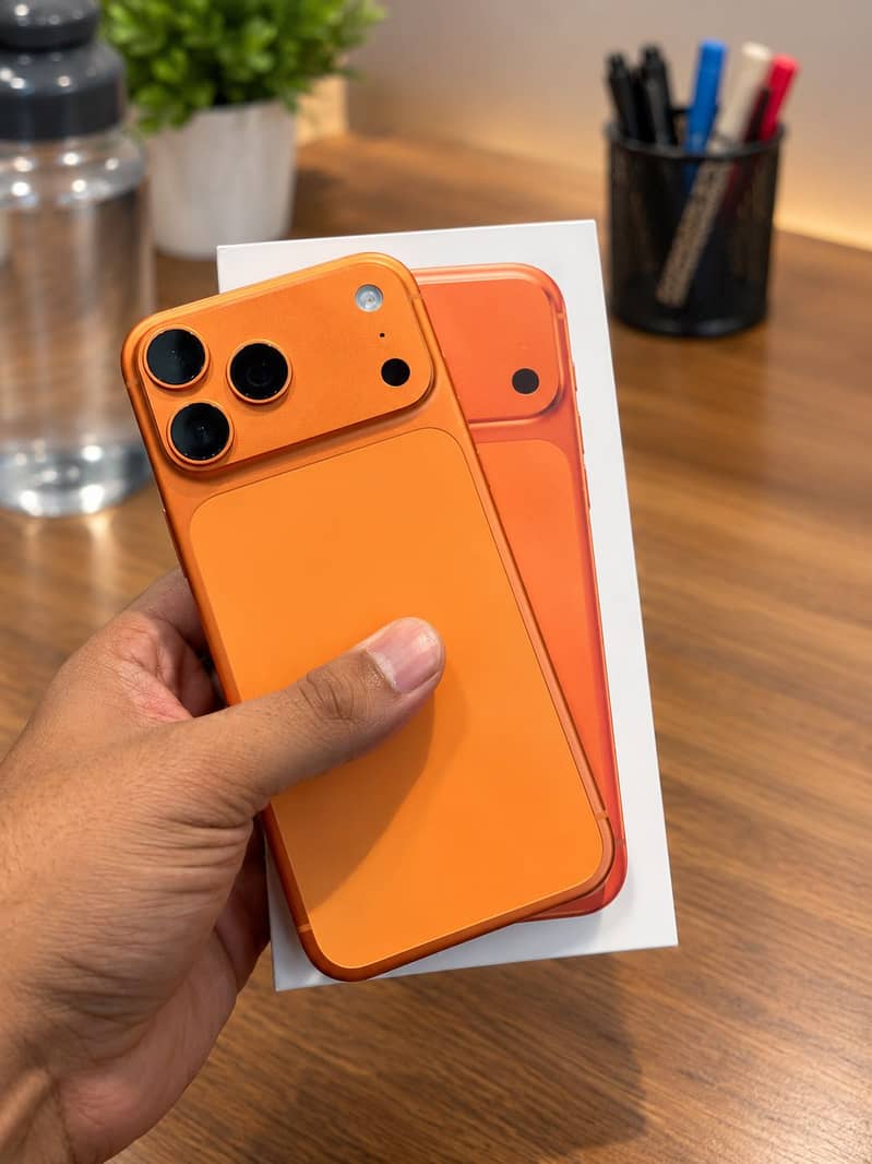 Apple iPhone 17 Pro Max 1