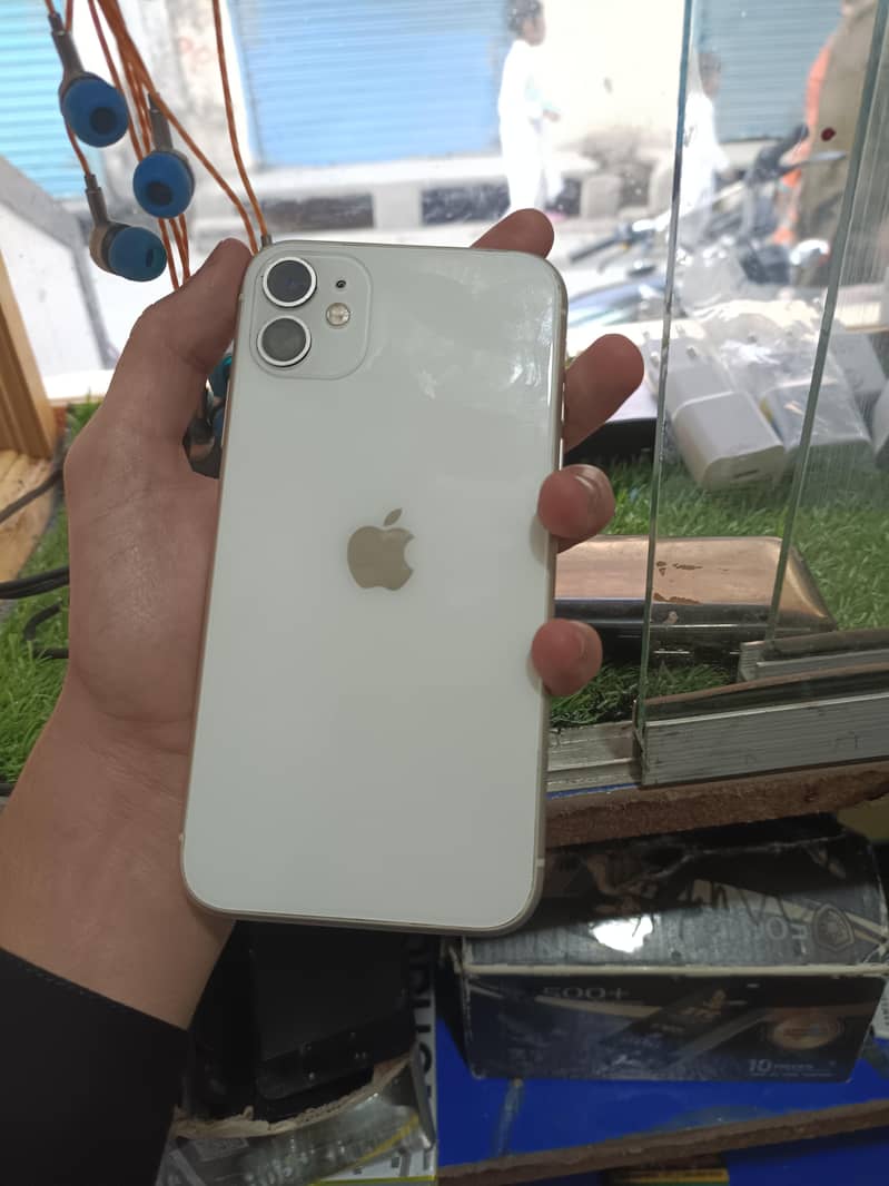 Apple iPhone 11 1