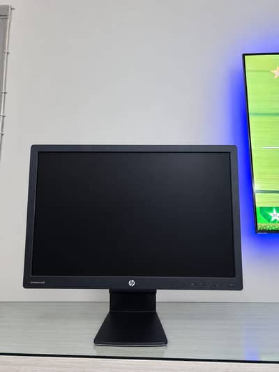 HP EliteDisplay E242 | 24" IPS Monitor | Full HD+ (1920x1200)