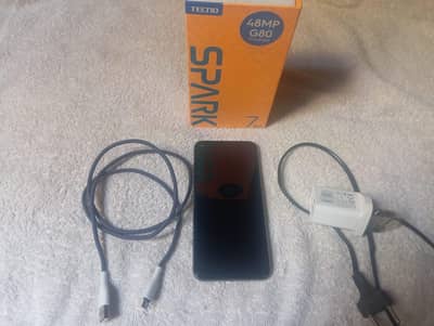 Tecno Spark 7 pro (urgent sale) mobile dealers dour rahein