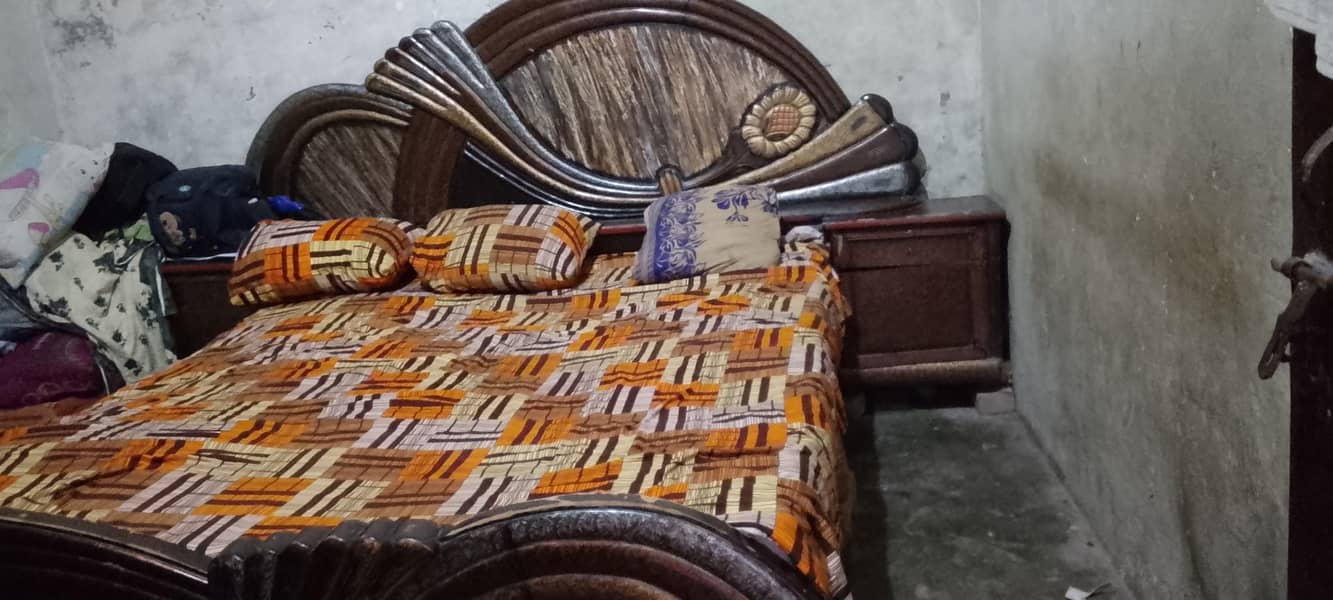 double bed 0