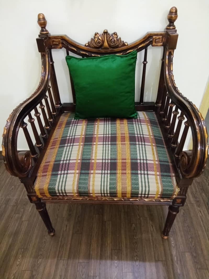 Sofa Set 4 Seater 1