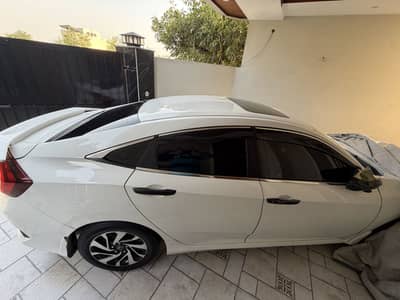 Honda Civic Oriel 2017