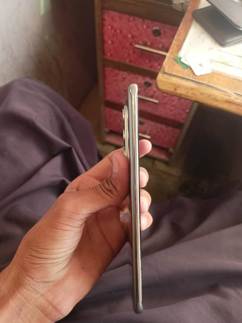 Tecno spark 40pro+ 2