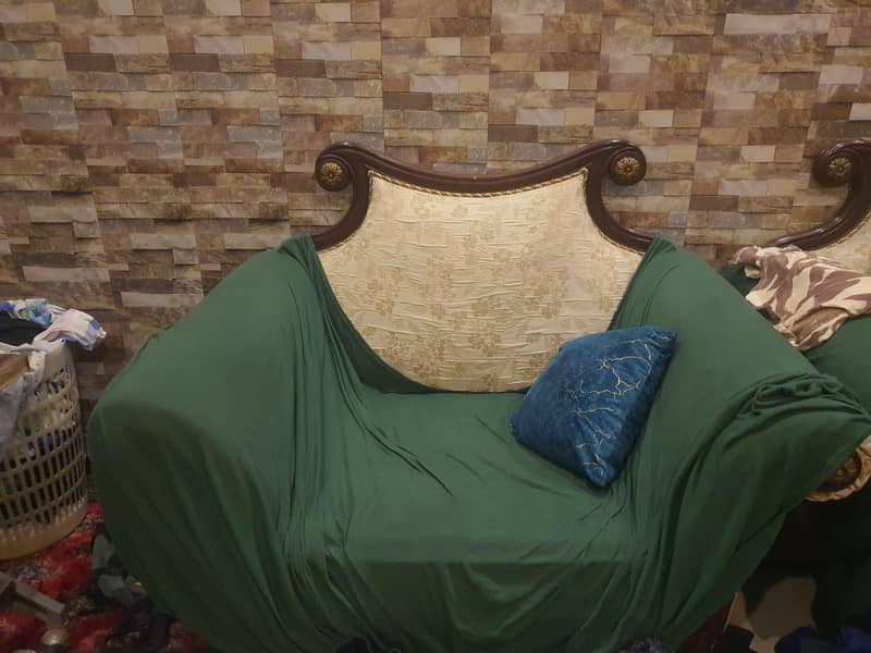 5 seater comfortable sofa set 3