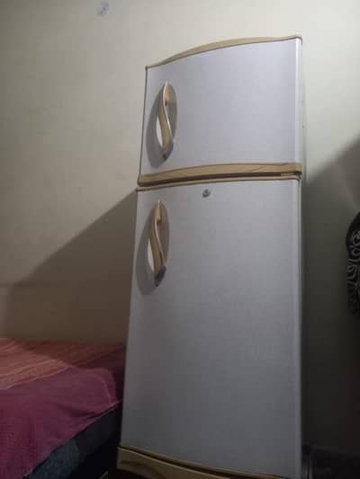 Waves Refrigerator for Sale in very good condition