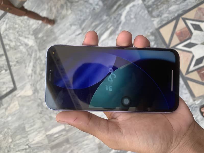Apple iPhone 12 3