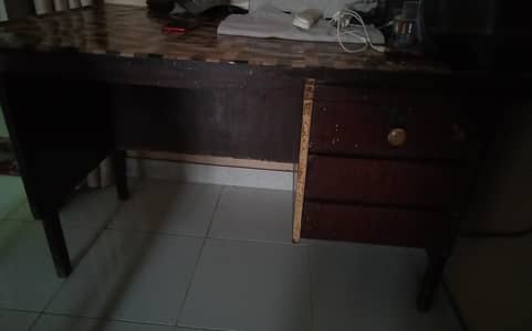 computer table