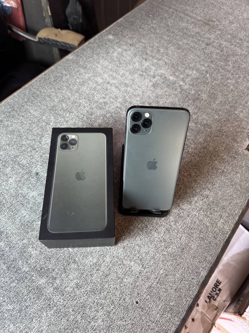 Apple iPhone 11 Pro Max 1