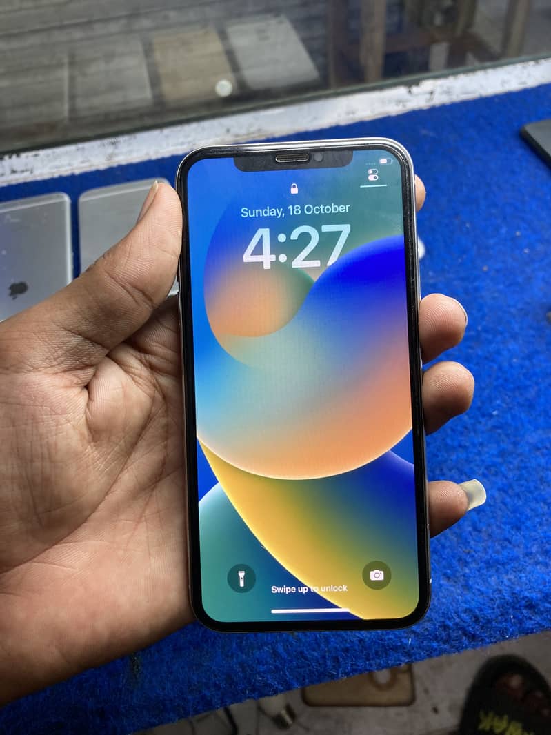Apple iPhone X 2