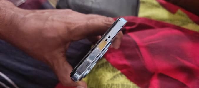 Infinix Hot 40