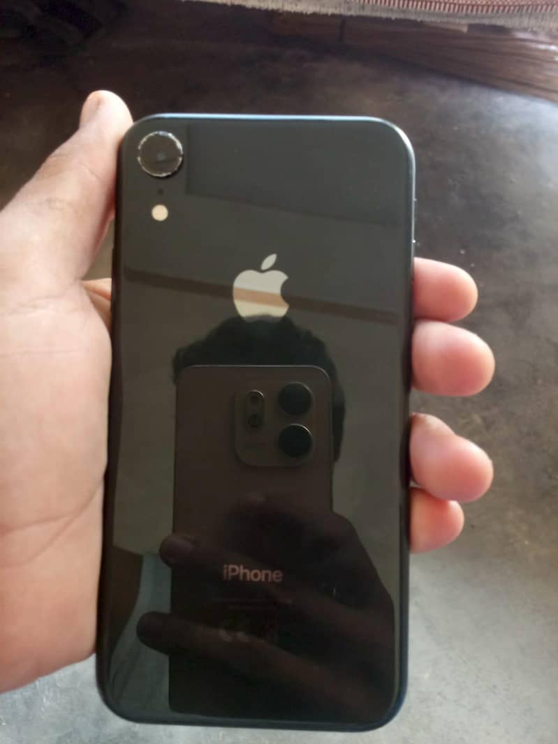 Apple iPhone XR 0