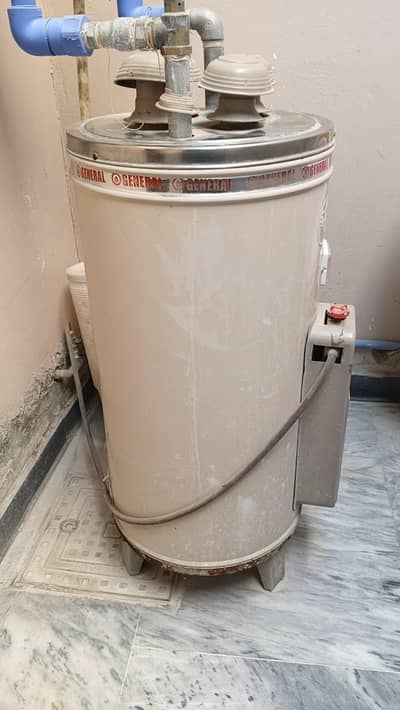 General Gas Geyser (Good Condition / Fully Functional)