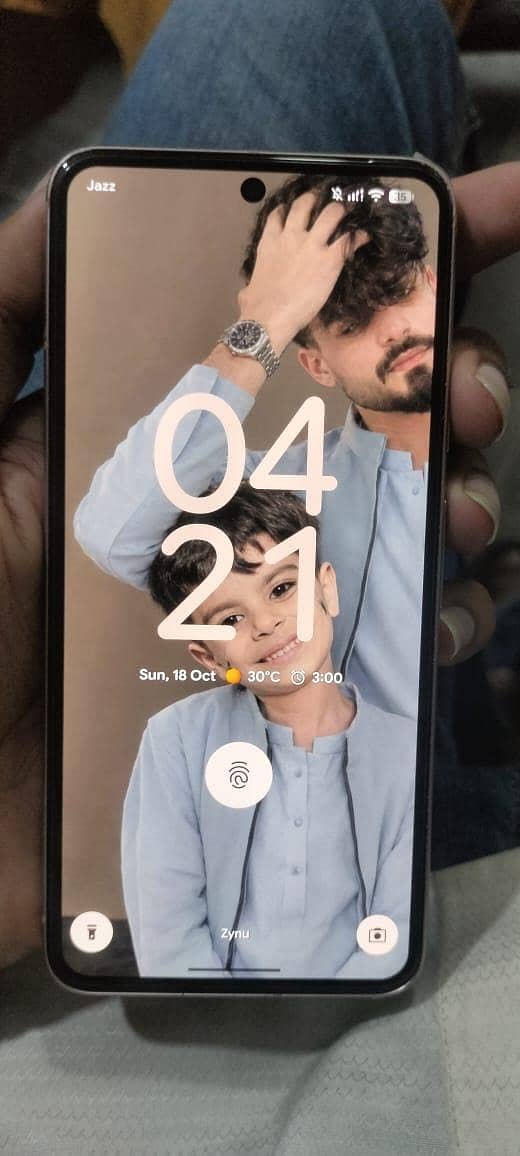 Google Pixel 8 1