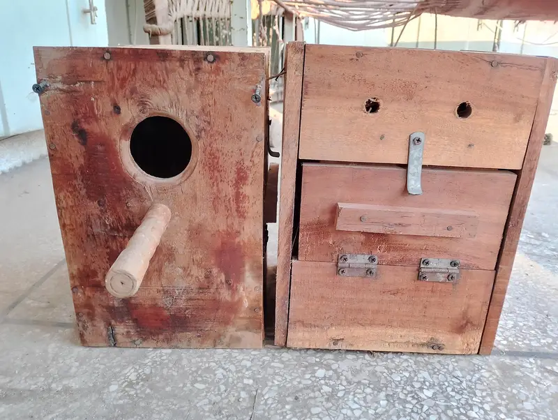 2 wooden bird breeding boxes — photo 2