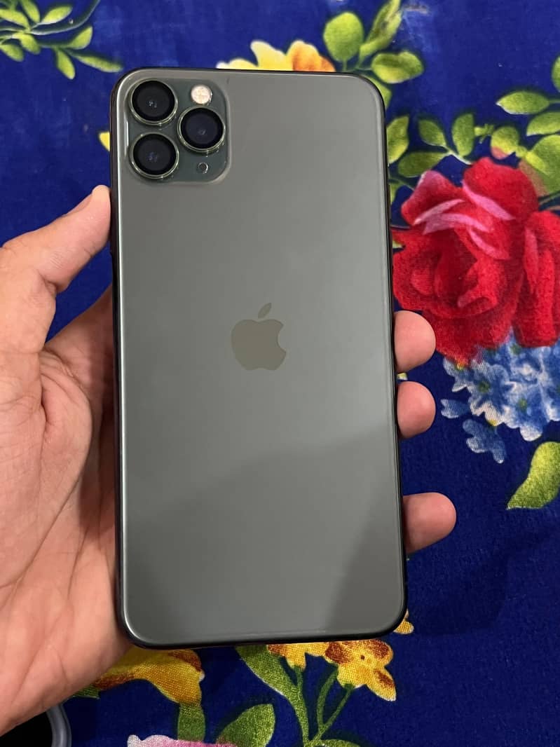Apple iPhone 11 Pro Max 1