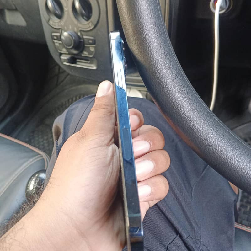 Apple iPhone 12 Pro Max 1