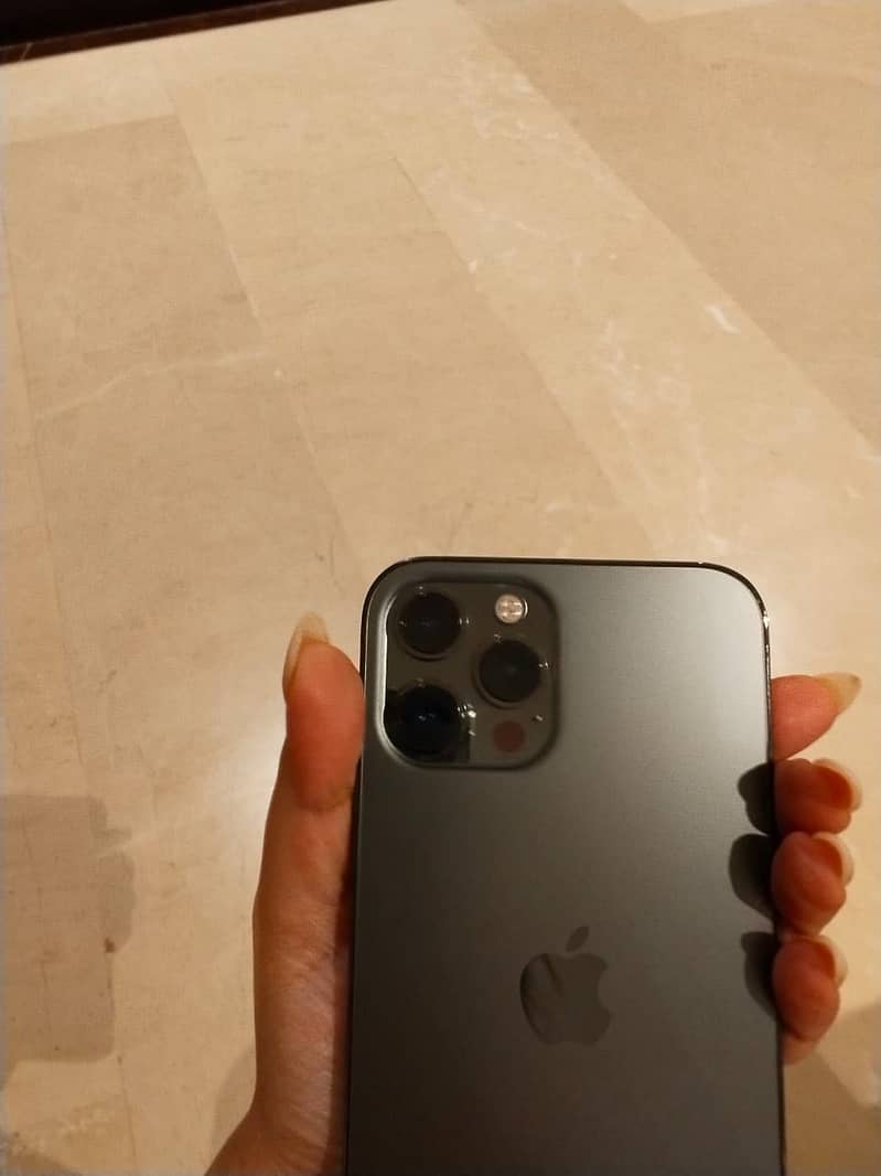 Apple iPhone 12 Pro Max 6