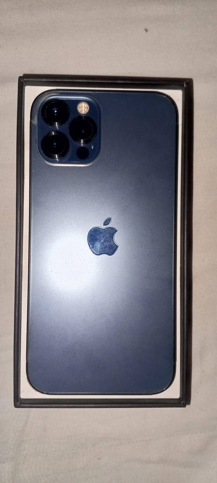 Apple iPhone 12 Pro 1
