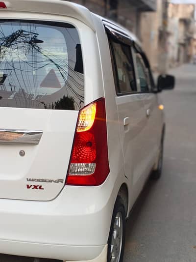 Suzuki Wagon R AGS 2021