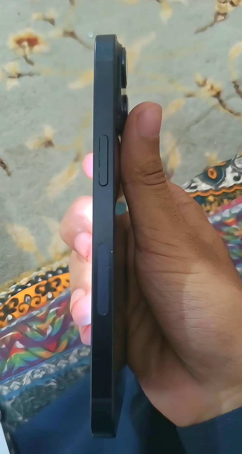 Apple iPhone 14 1