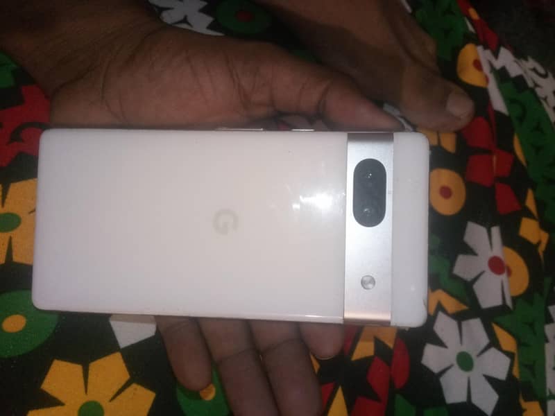 Google Pixel 7a 5