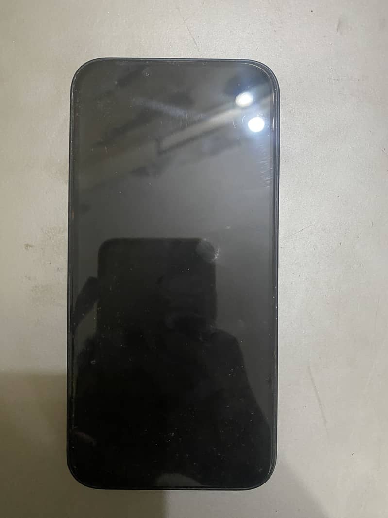 Apple iPhone 14 3