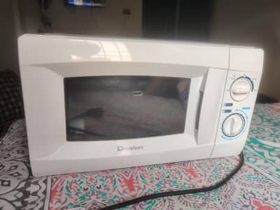 microwave for sell in good condition