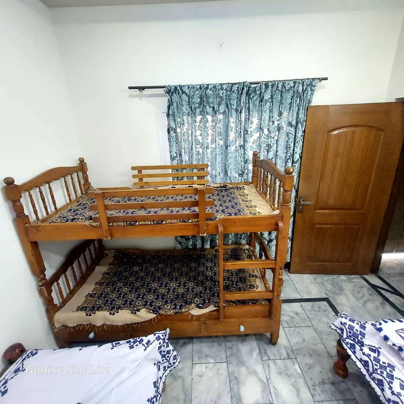 pure diyar solid bed 1