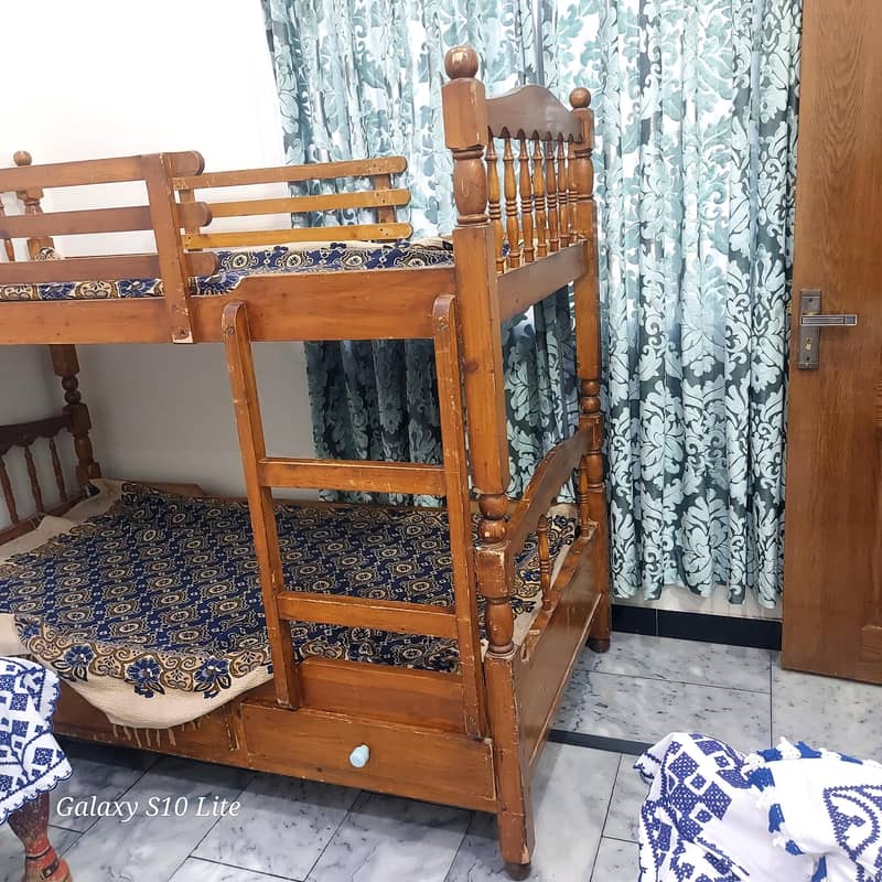 pure diyar solid bed 6
