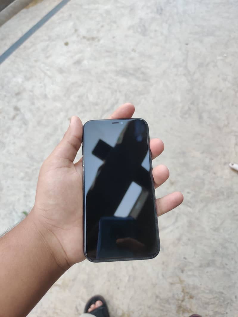 Apple iPhone 11 2